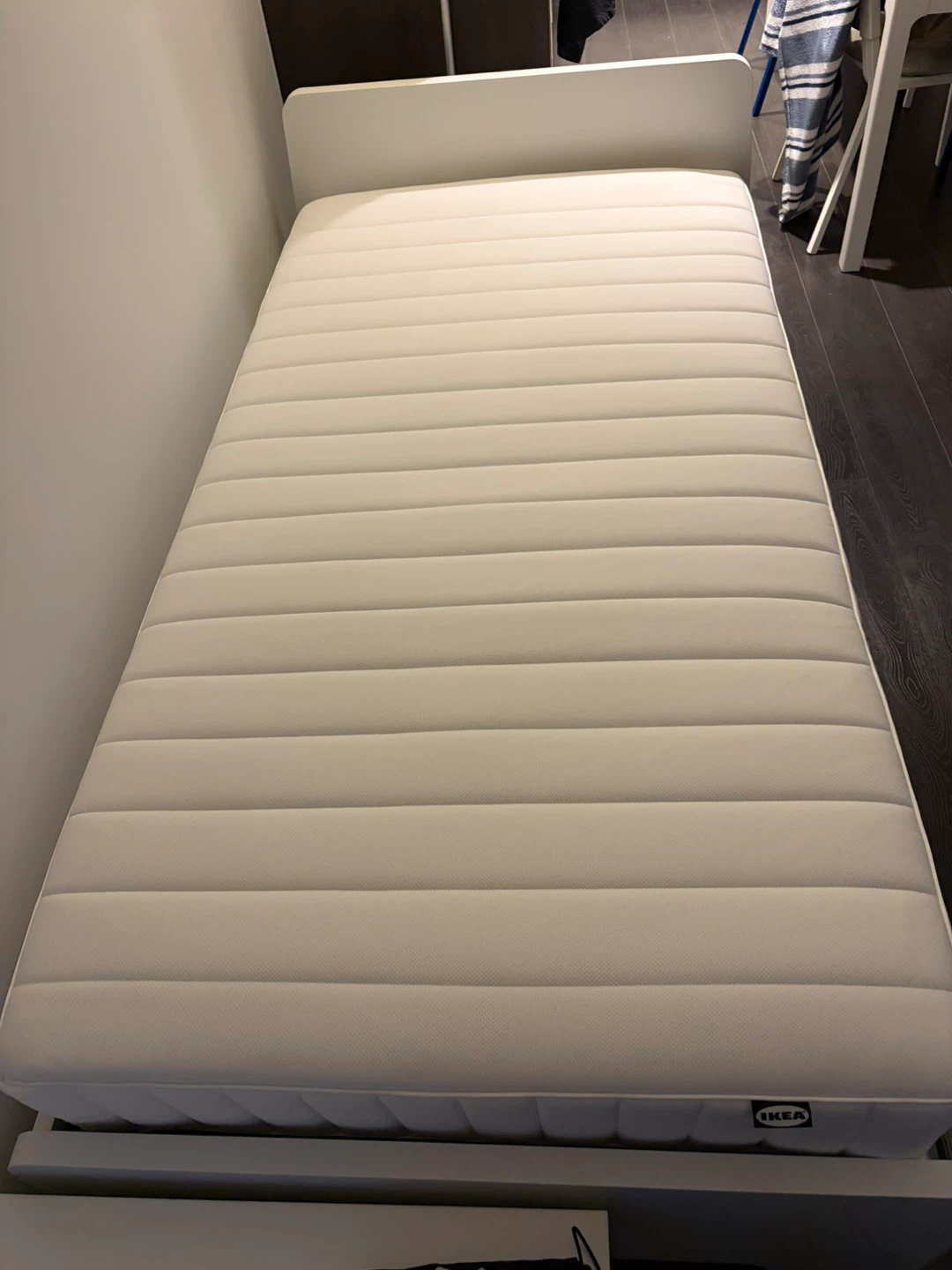 IKEA Mattress and peuleim - photo 2