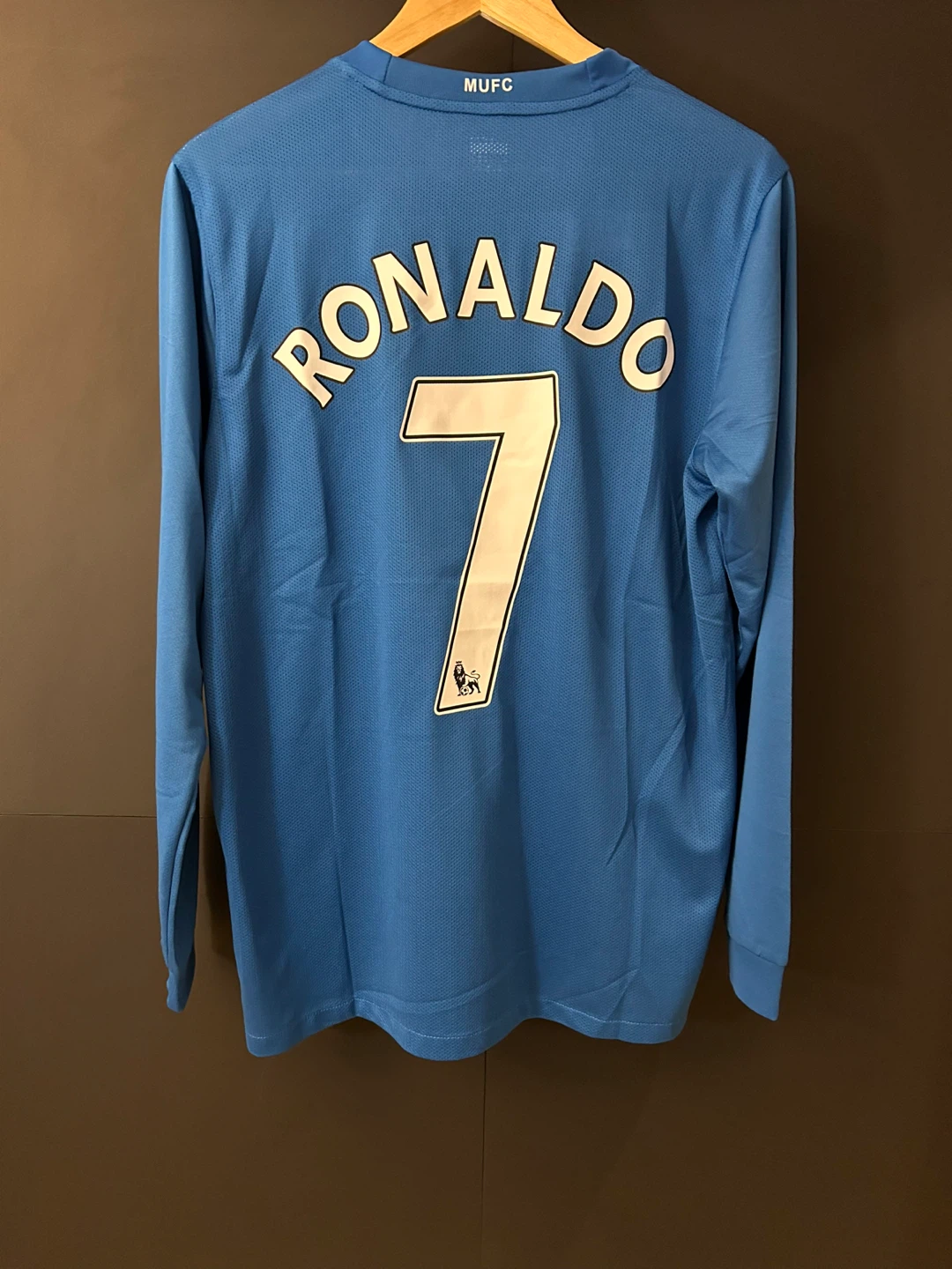 Manchester United 2007-09 Ronaldo Long Sleeve - photo 5