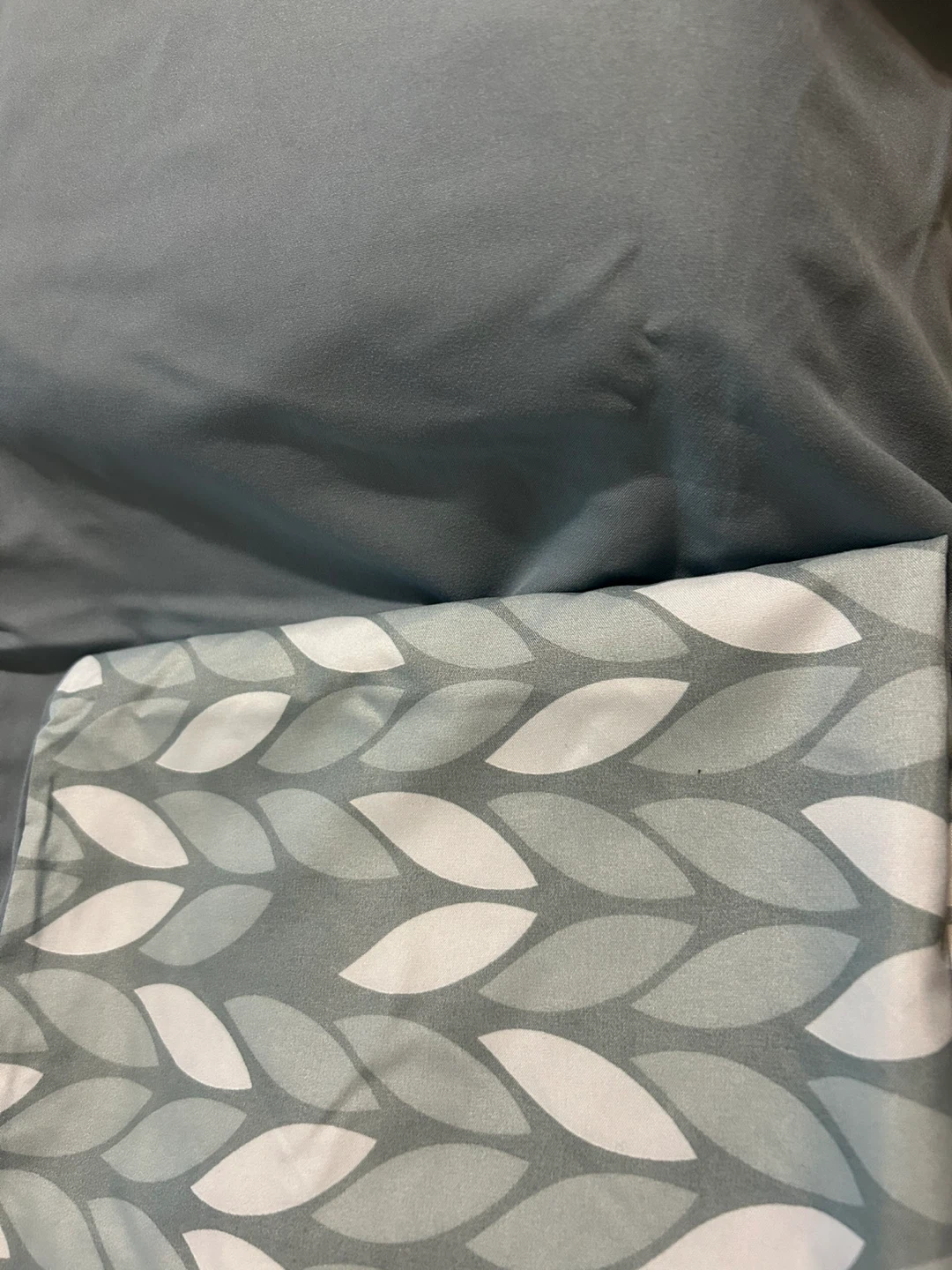 Grey Leaf Pattern Duvet Cover Set - photo 2