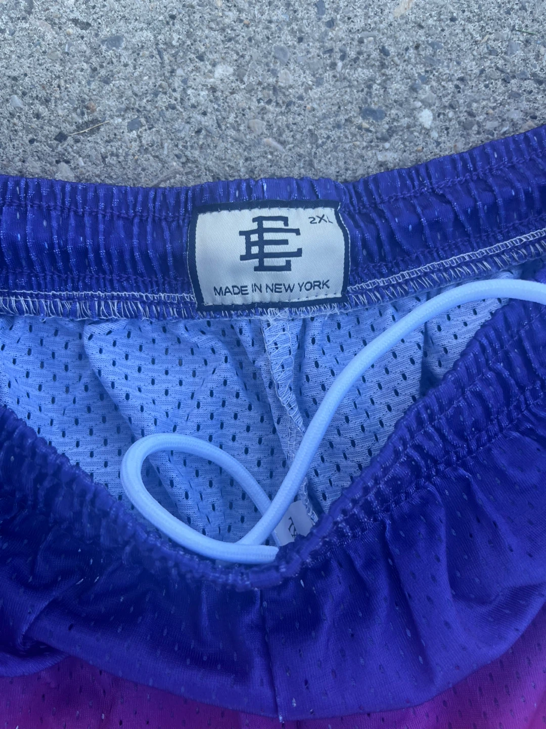 EE Shorts - photo 2