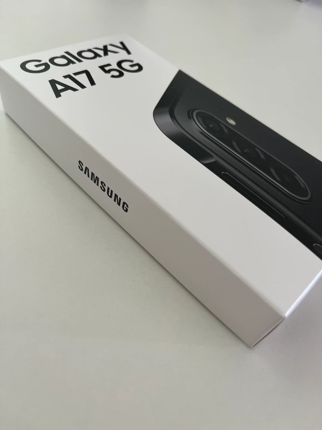 Samsung Galaxy A17 5G Phone - photo 2