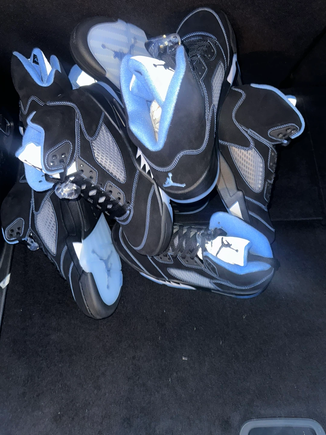 Air Jordan 5 Retro university blue - photo 3