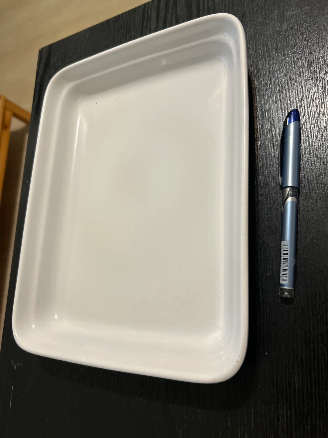 White rectangular baking dish