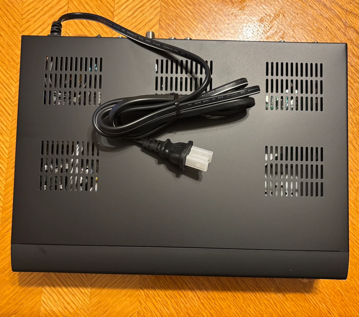 Viewsat VS2000 Ultra Digital Satellite Receiver (Brand New) - photo 3