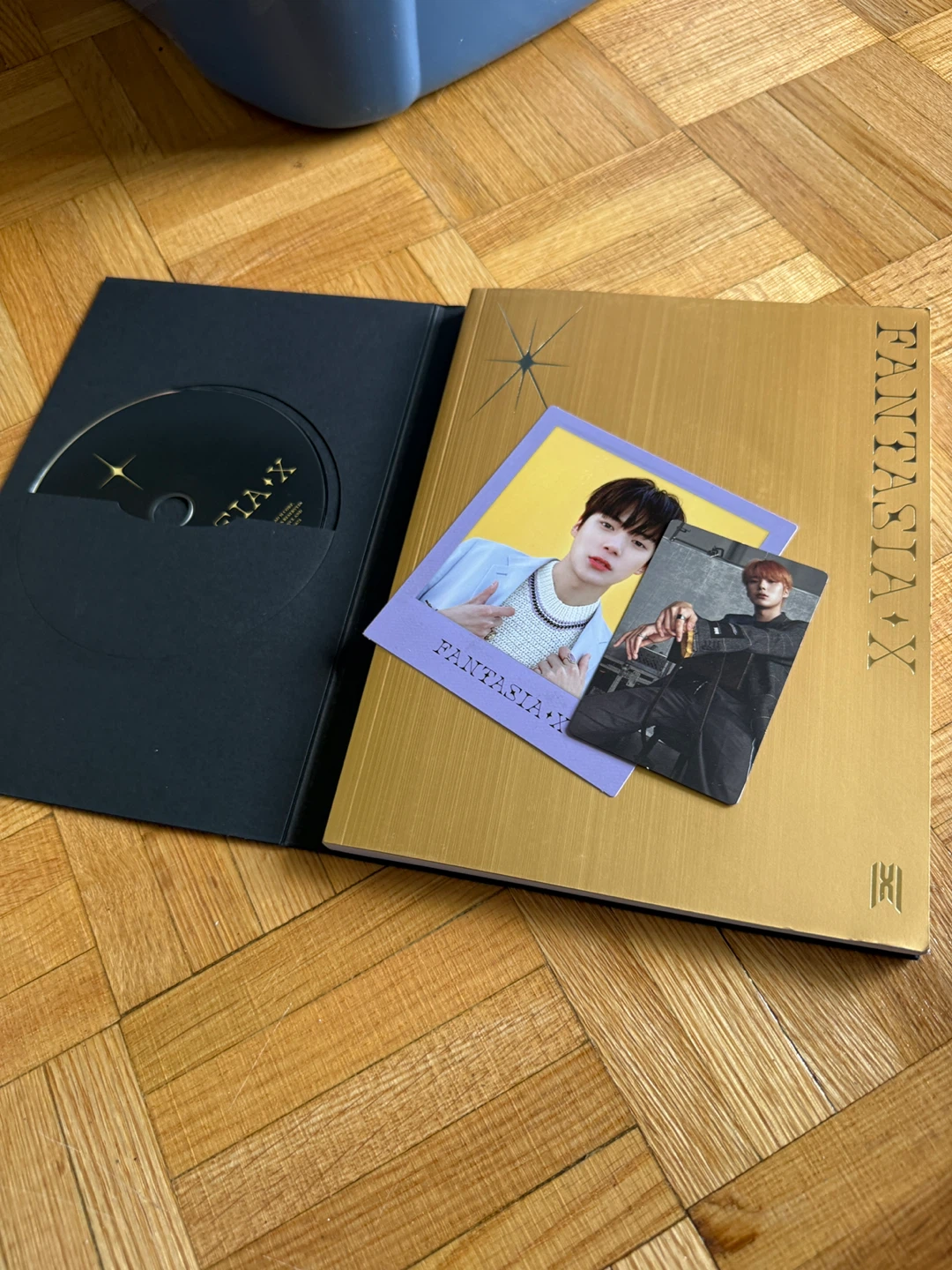 MONSTA X Fantasia X Mini Album CD - photo 2