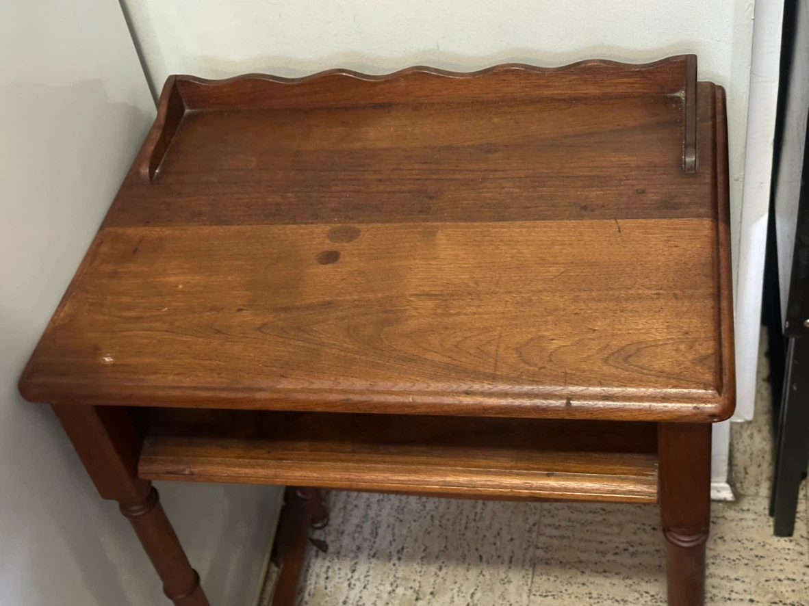 Vintage telephone table - photo 2