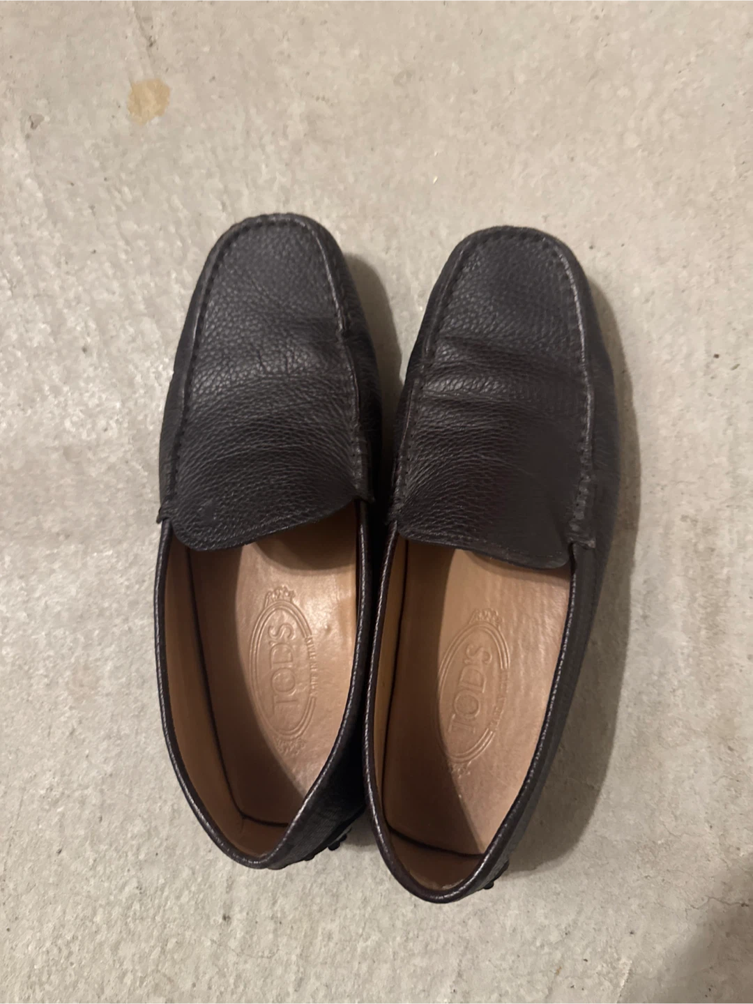 TOD'S Black Leather Driving Moccasins