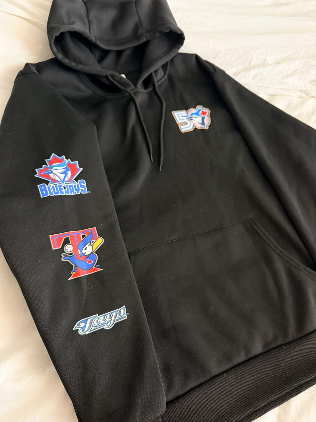 Toronto Blue Jays Retro Hoodie - Y2K Weekend Giveaway - photo 4