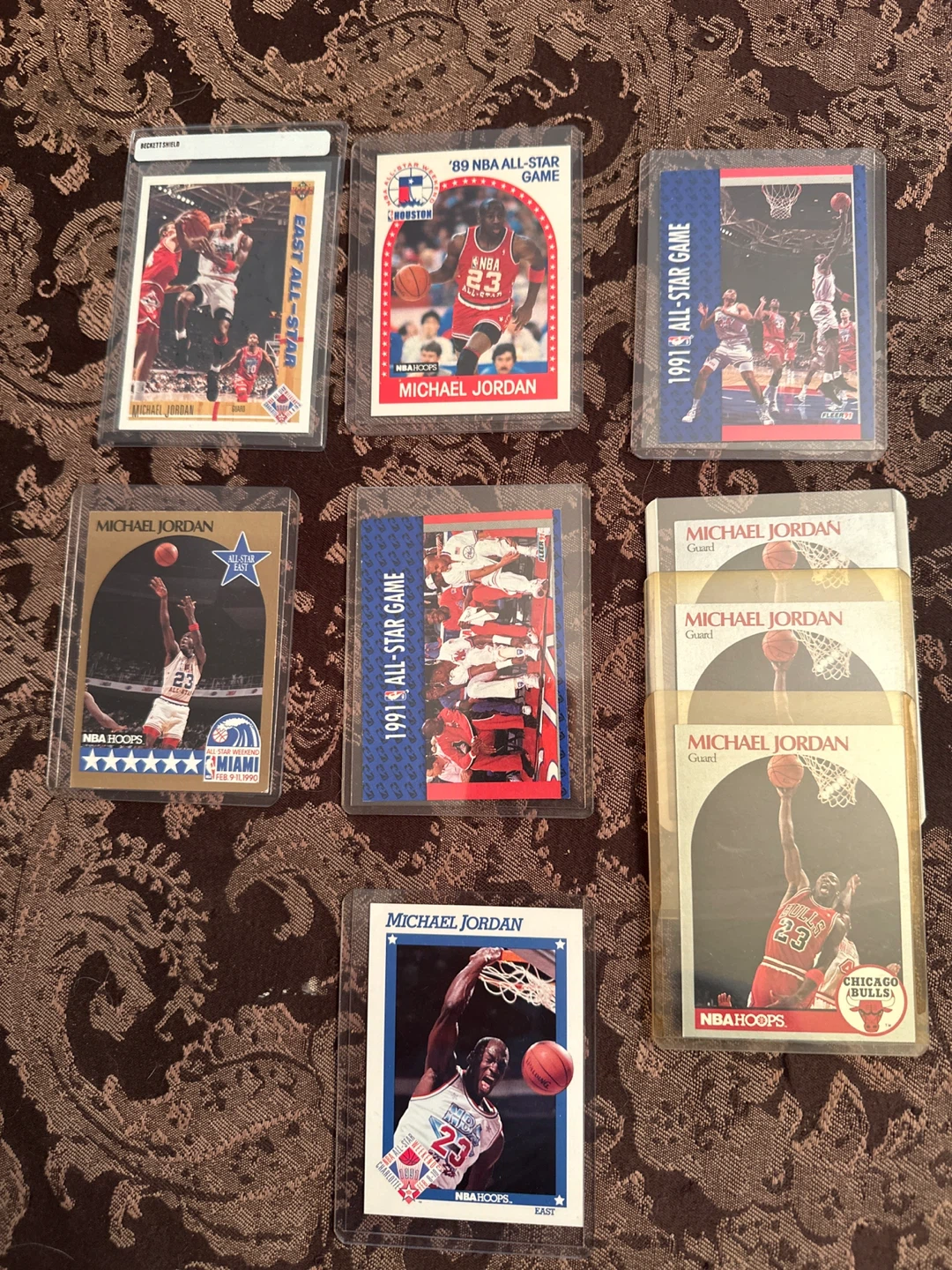 42 Micheal Jordan basketball cards various years - photo 2