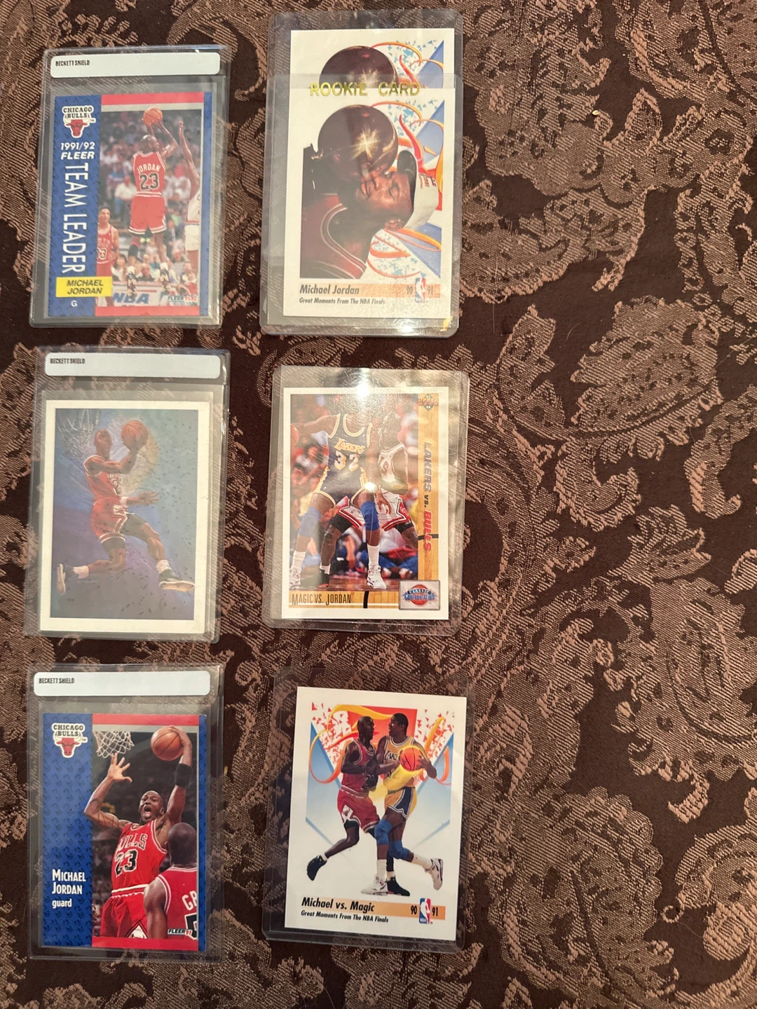 42 Micheal Jordan basketball cards various years - photo 5