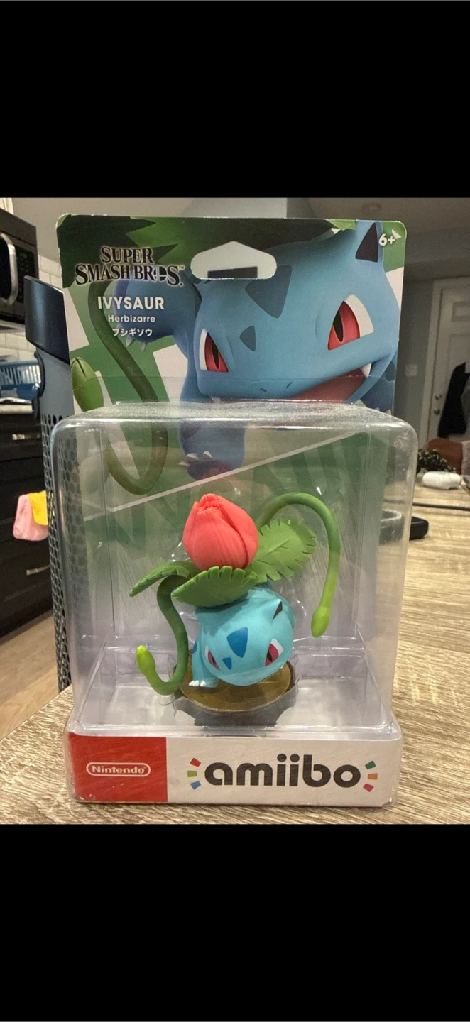 Nintendo Super Smash Bros. Ivysaur Amiibo