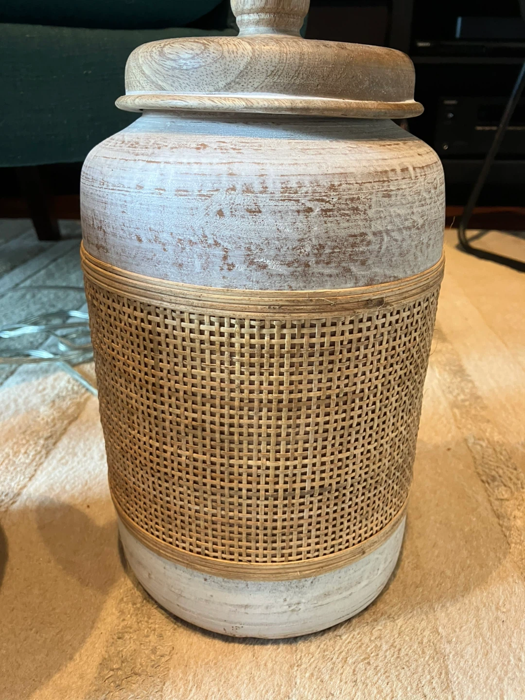 Farmhouse/ Beachy Table Lamps (Set of 2) - Pottery and Rattan - photo 2