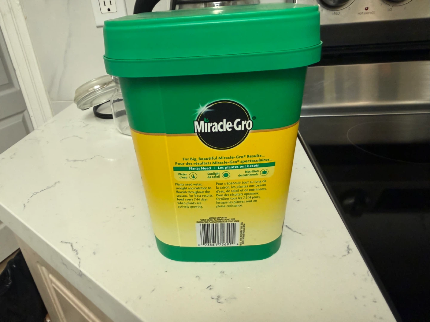 Miracle-Gro Water Soluble All Purpose Plant Food 24-8-16 - photo 2