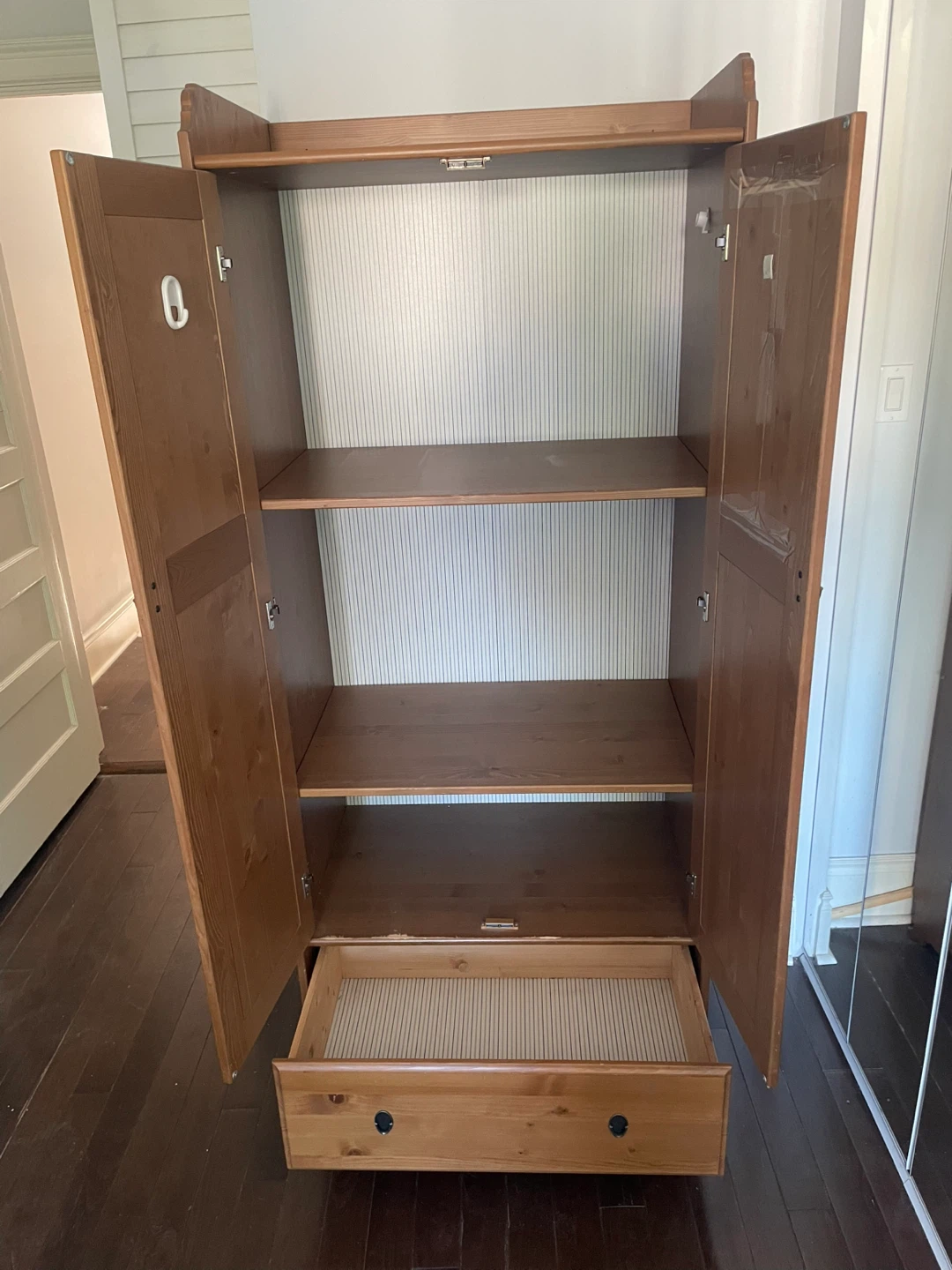 Free - IKEA Leksvig Wooden Armoire - photo 2