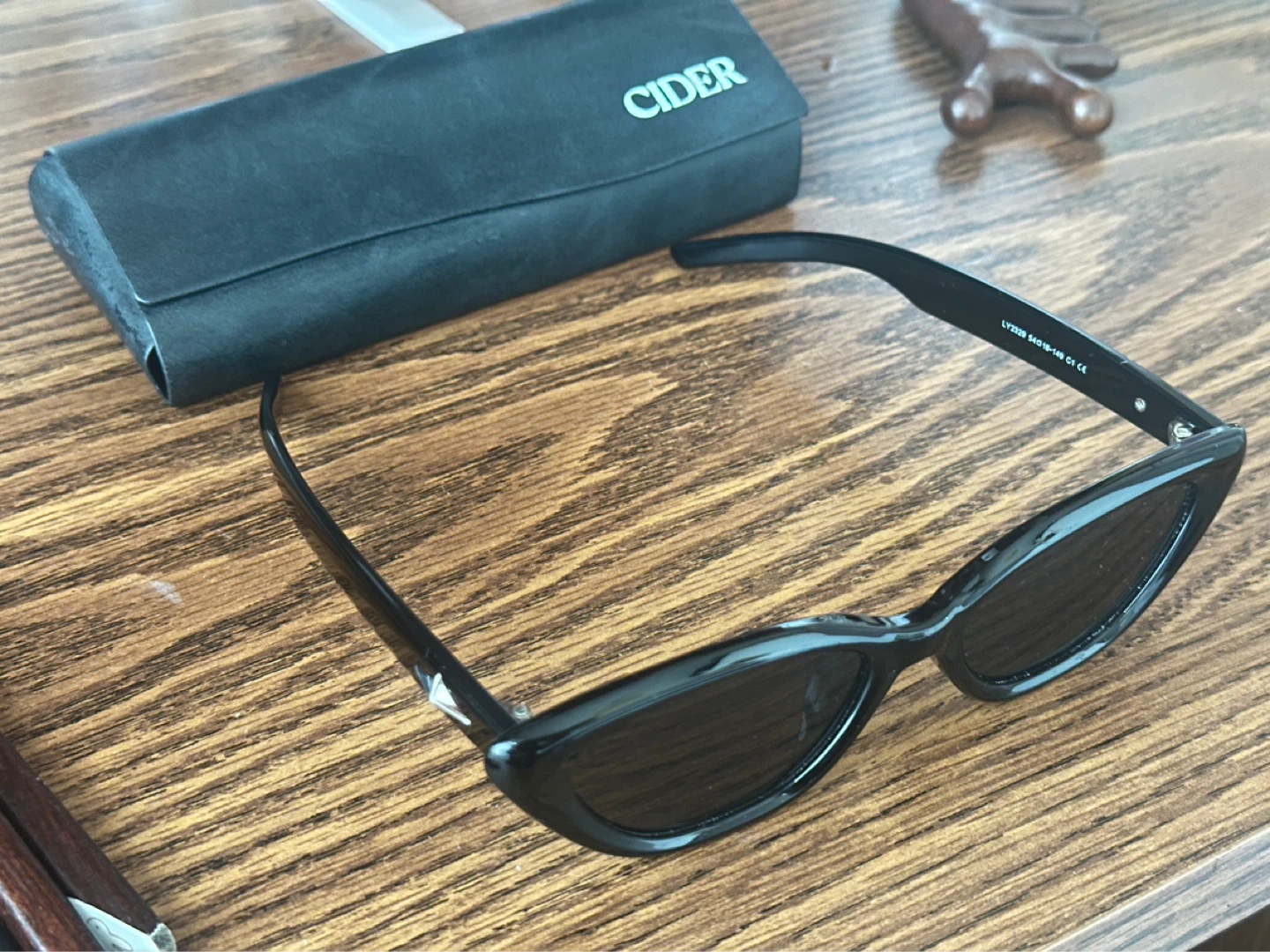 Cider Black Cat-Eye Sunglasses with Case