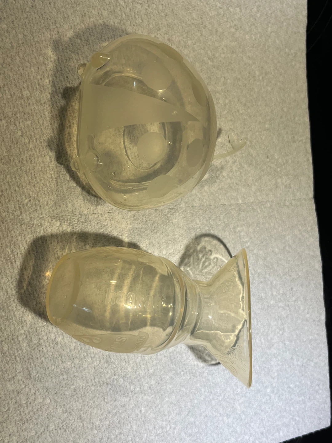 Haakaa Silicone Breast Pump and milk collector