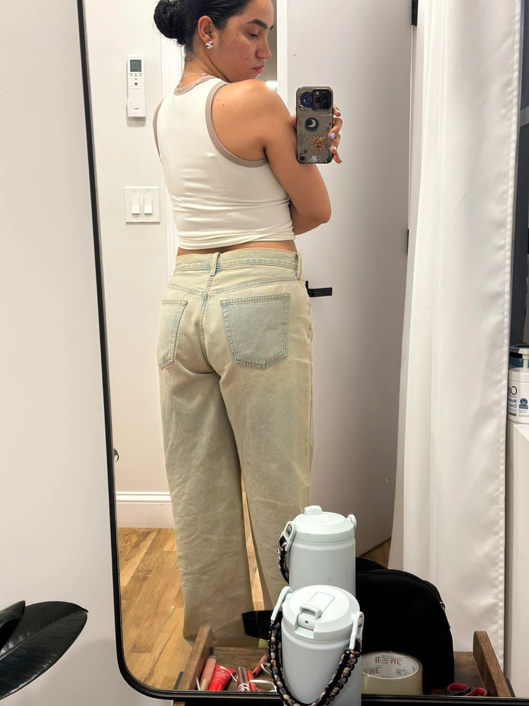 Light Wash Wide Leg Jeans - photo 3