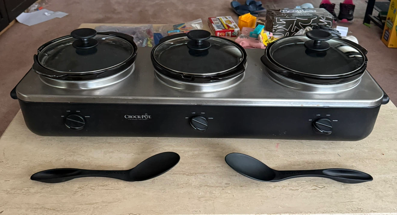 Crock-Pot Triple Slow Cooker with 2 Spoons