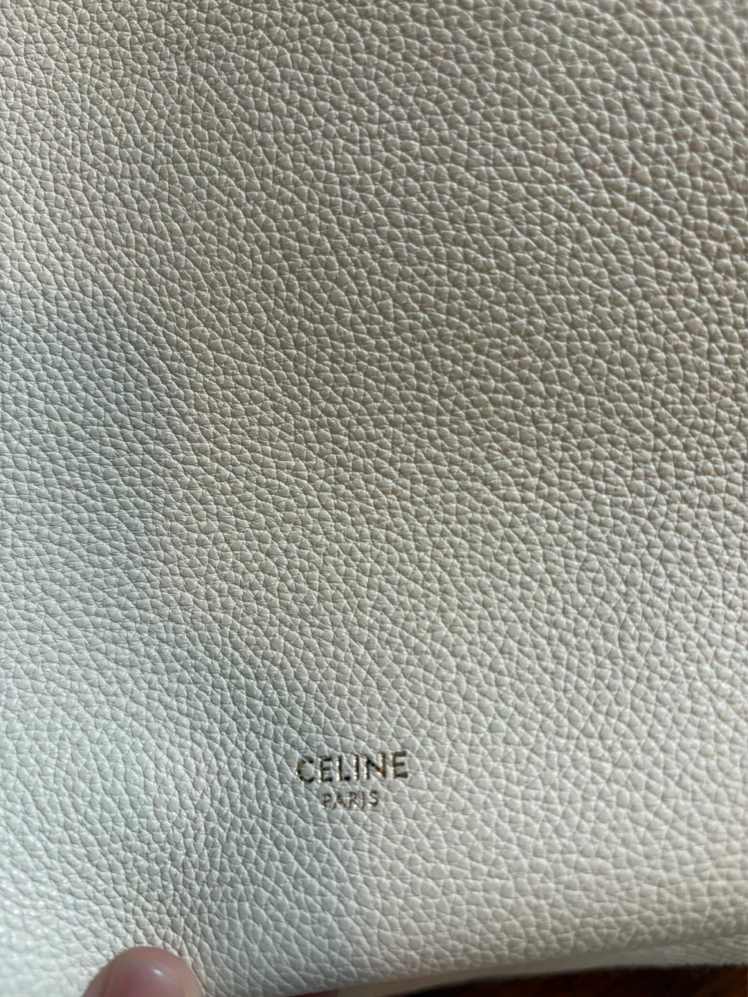 Celine Cream Leather Bucket Bag - photo 5