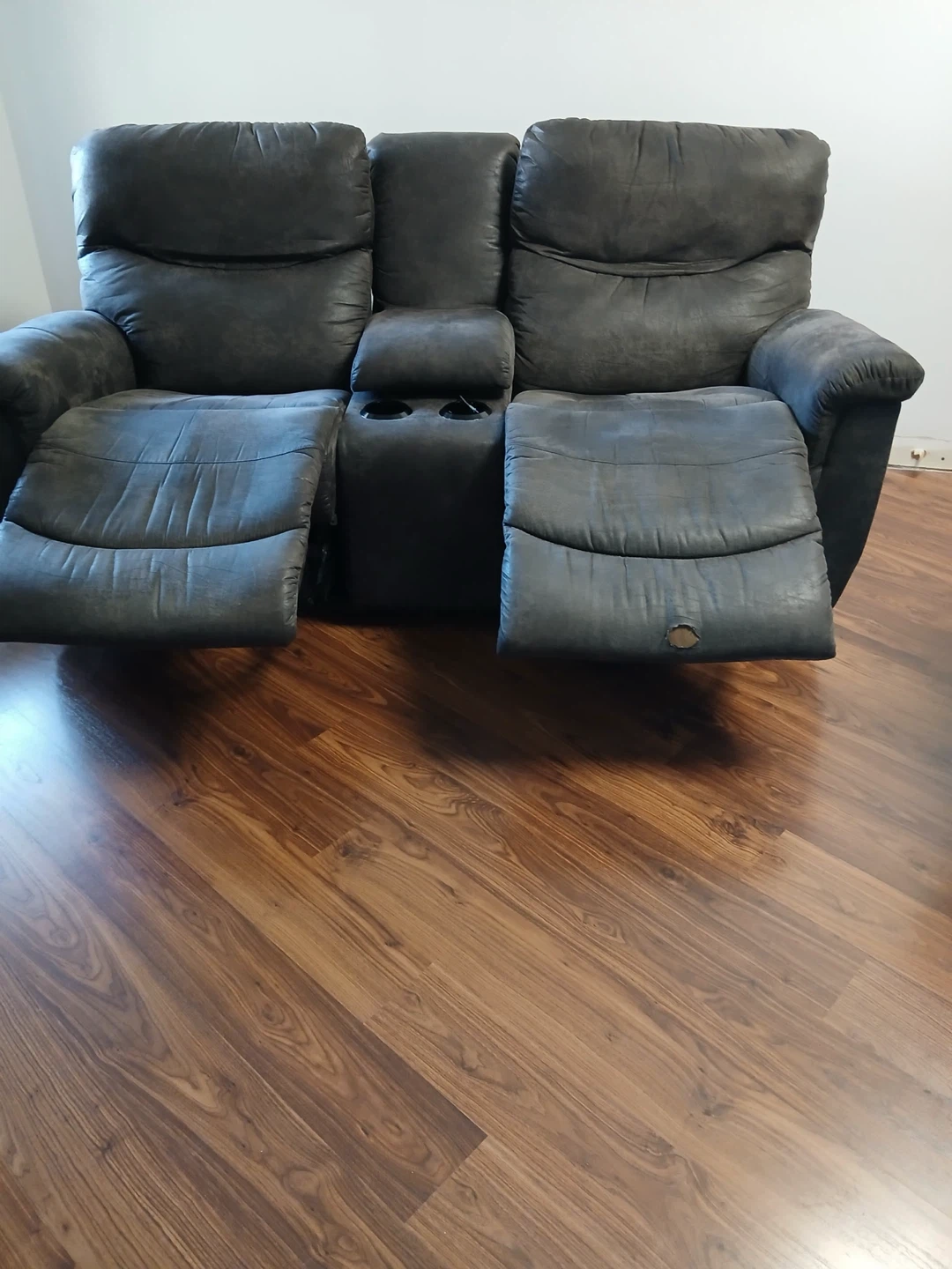 2 Seat Recliner Sofa - photo 2