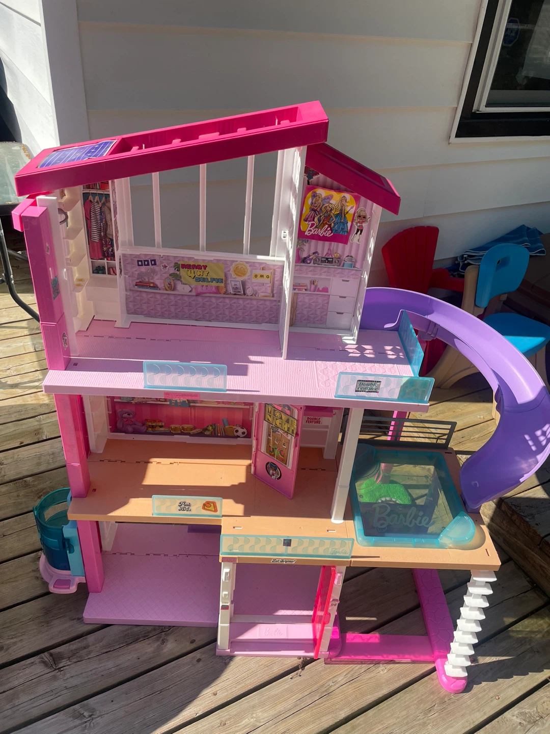 Barbie Dreamhouse Dollhouse with Slide