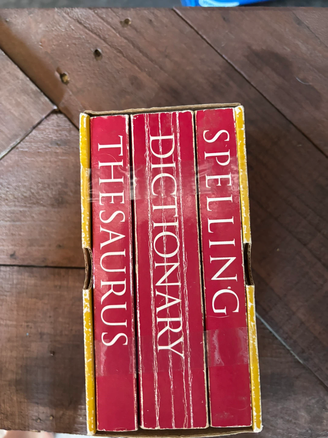 The New International Webster's Pocket Reference Library