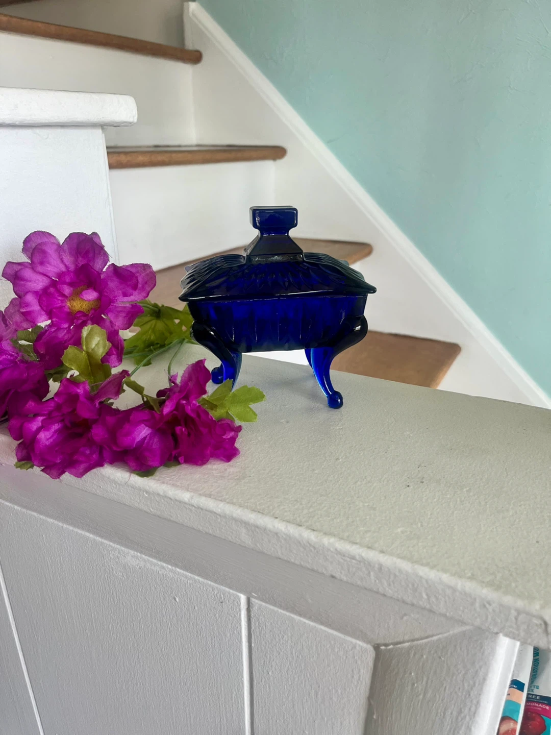 VINTAGE COBALT BLUE TRINKET/JEWELRY BOX - photo 3