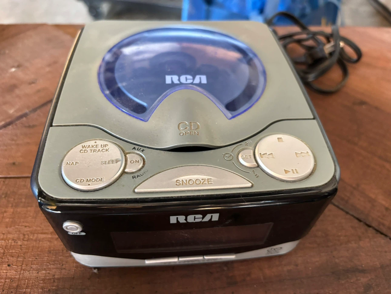 RCA CD Player Clock Radio with Snooze