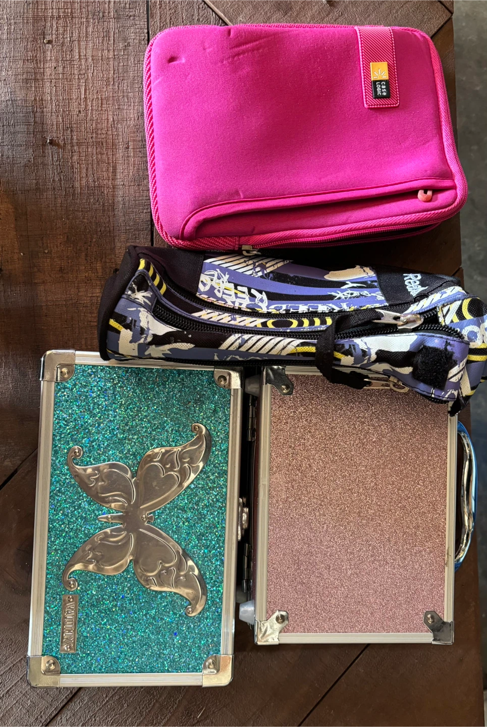 $5 each Case Logic Pink Laptop Sleeve & Makeup Bags pencil cases