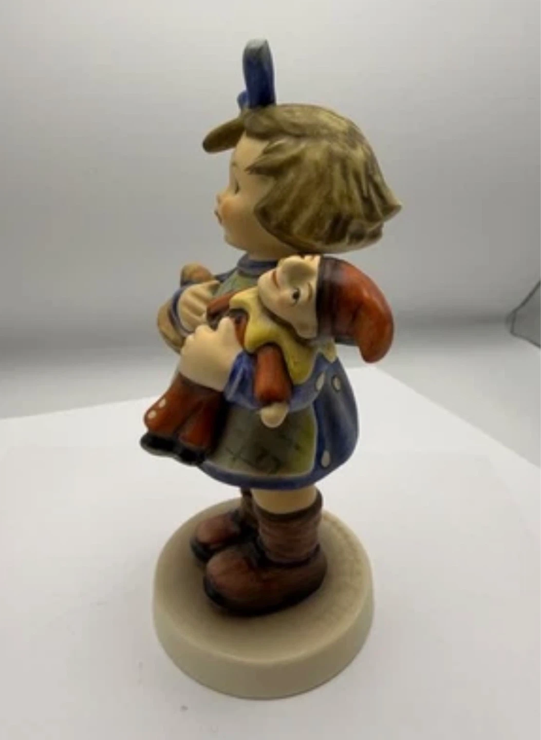Goebel Hummel What Now? 422 w/Box - photo 3