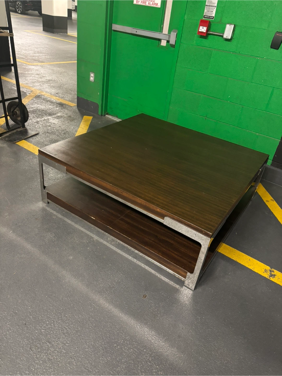 Wooden Coffee Table with Metal Frame - photo 3