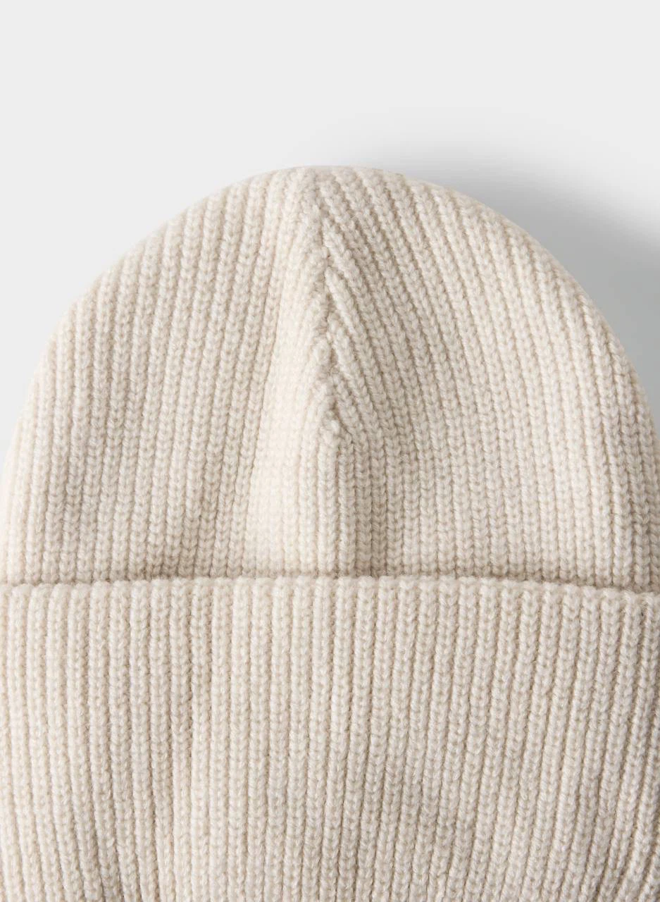Cream Beanie Hat Aritzia - photo 3