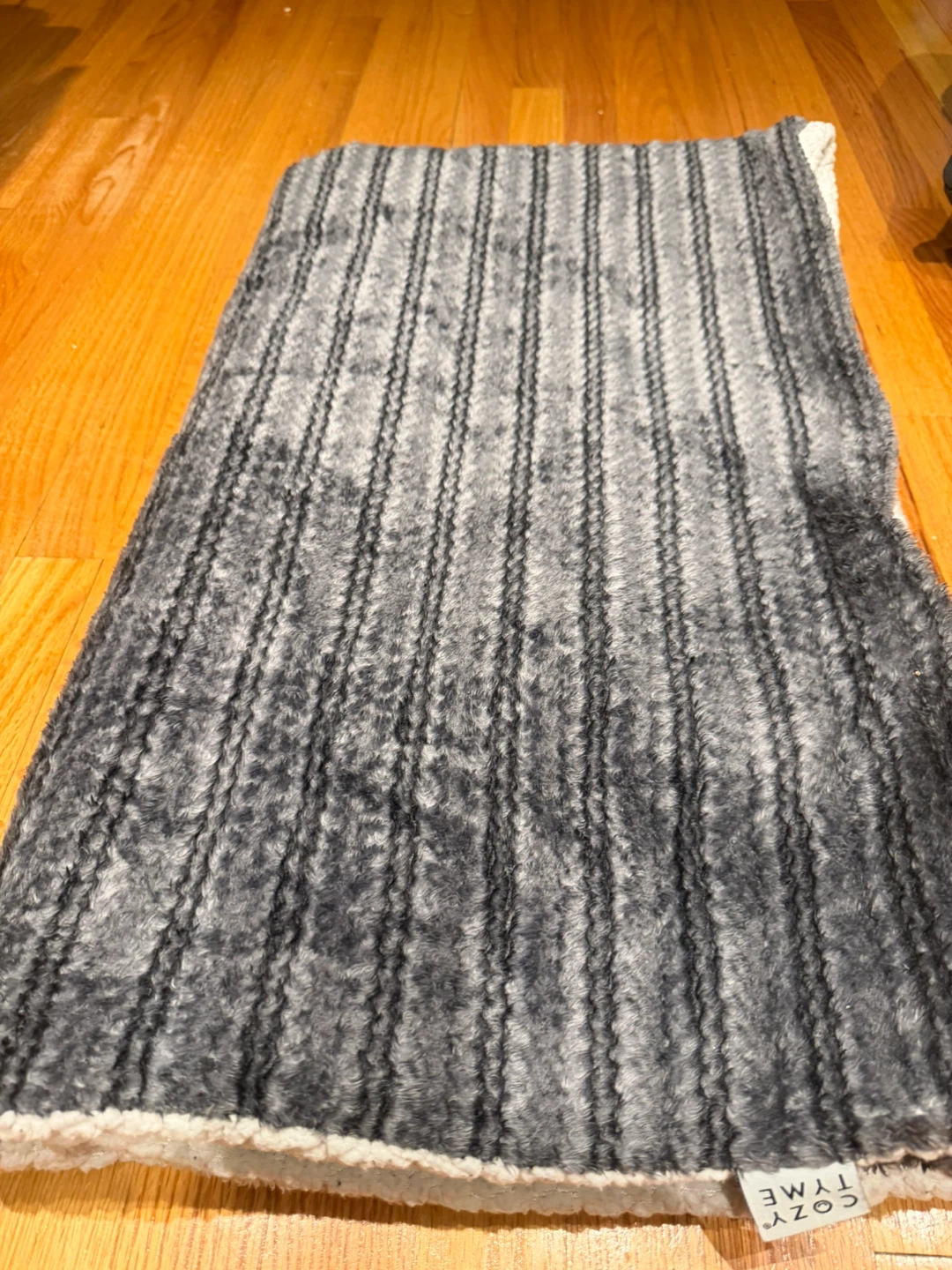 Cozy Thyme Sherpa Throw Blanket - photo 3