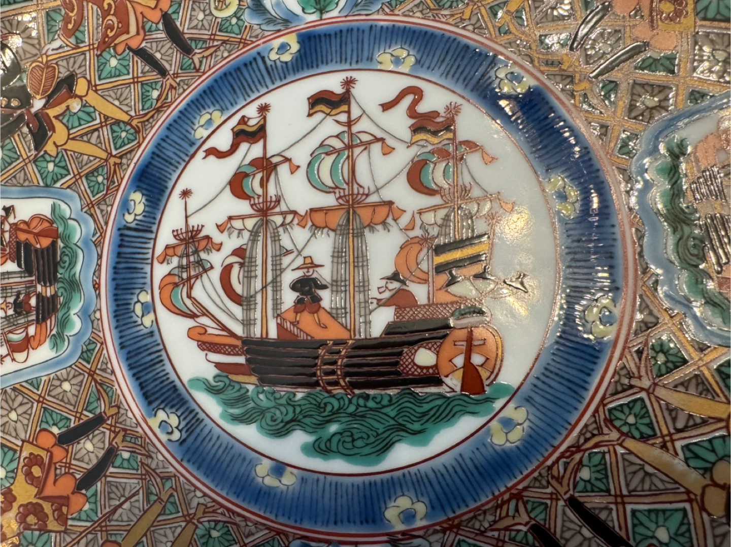 Vintage Arita five ships motif (五艘船) Plate - photo 2