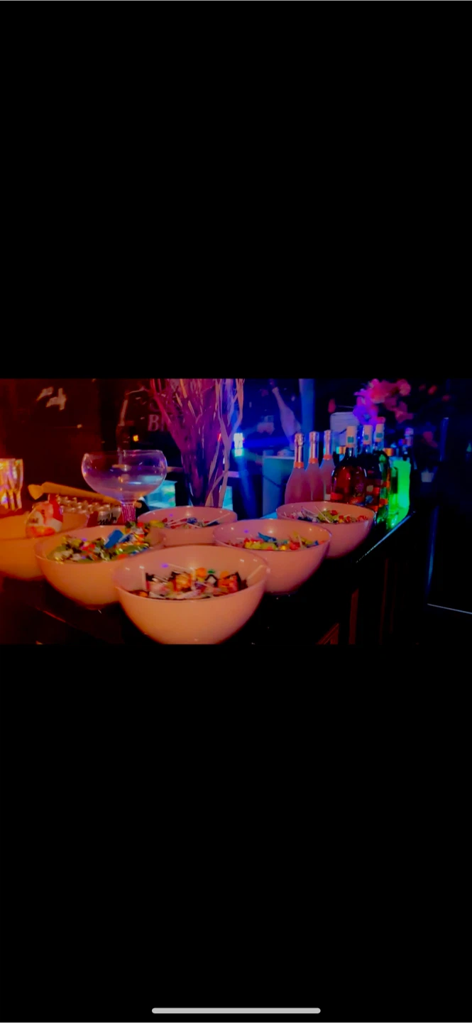Party helper - photo 3