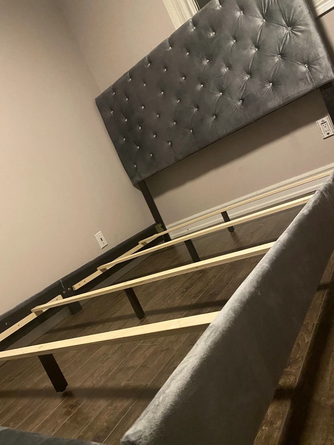 Queen Size Tufted Velvet Headboard and Bed Frame