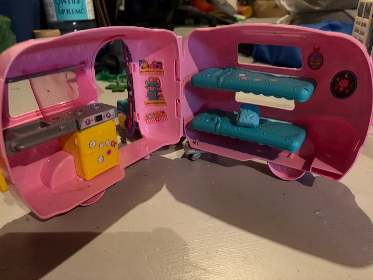 Chelsea Camper Van Toy - photo 2
