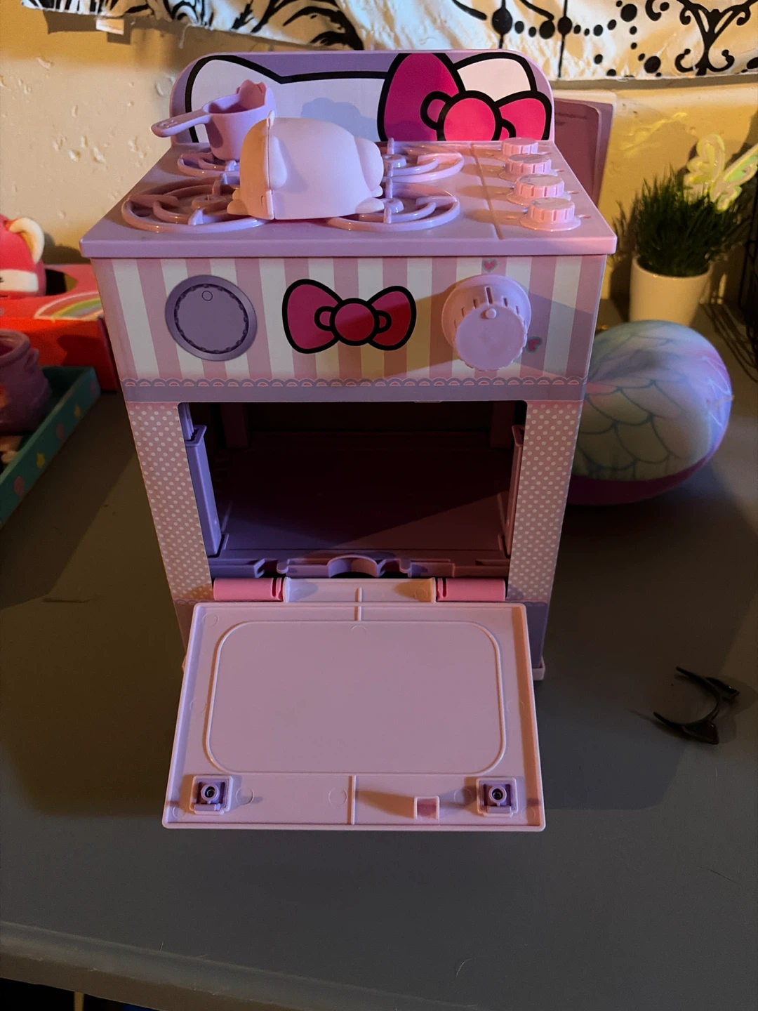 Hello Kitty Play Kitchen Stove Toy - photo 2
