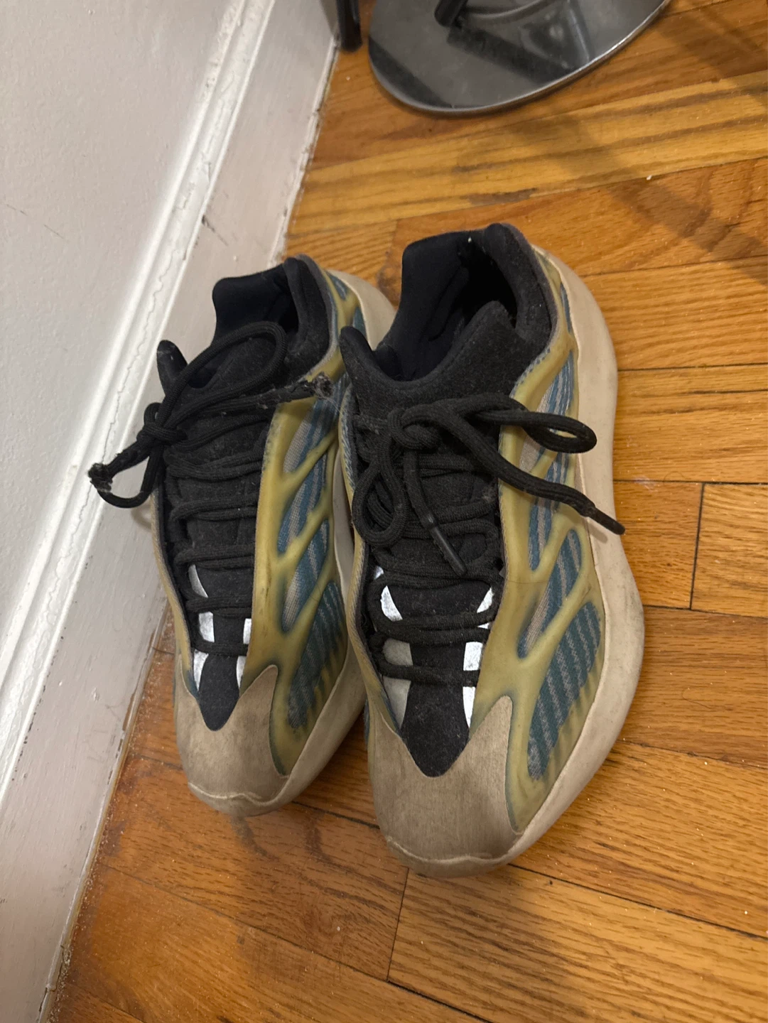 Adidas Yeezy Boost 700 MNVN Sneakers