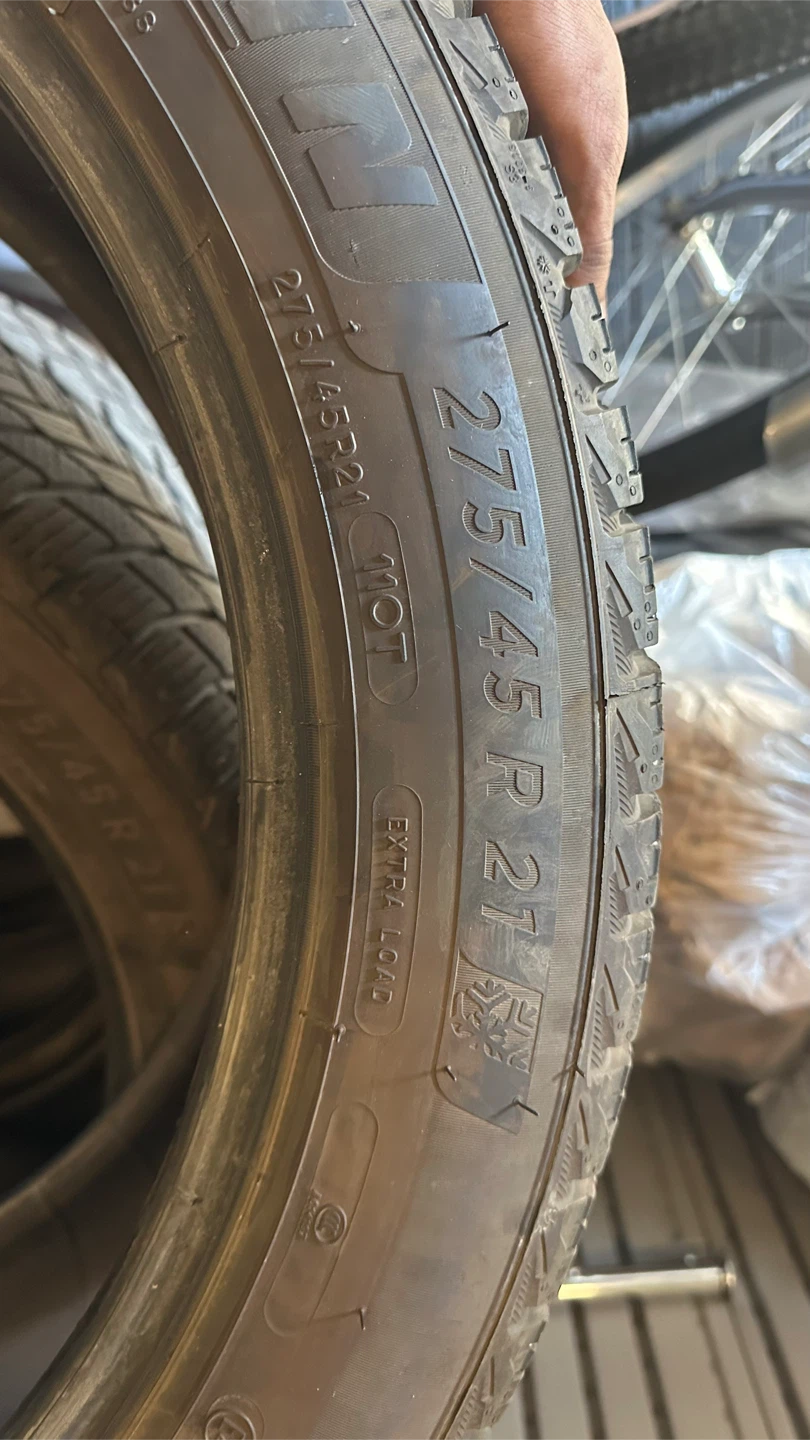 Michelin X-Ice Snow SUV 275/45 R 21 Tires extra load - photo 2