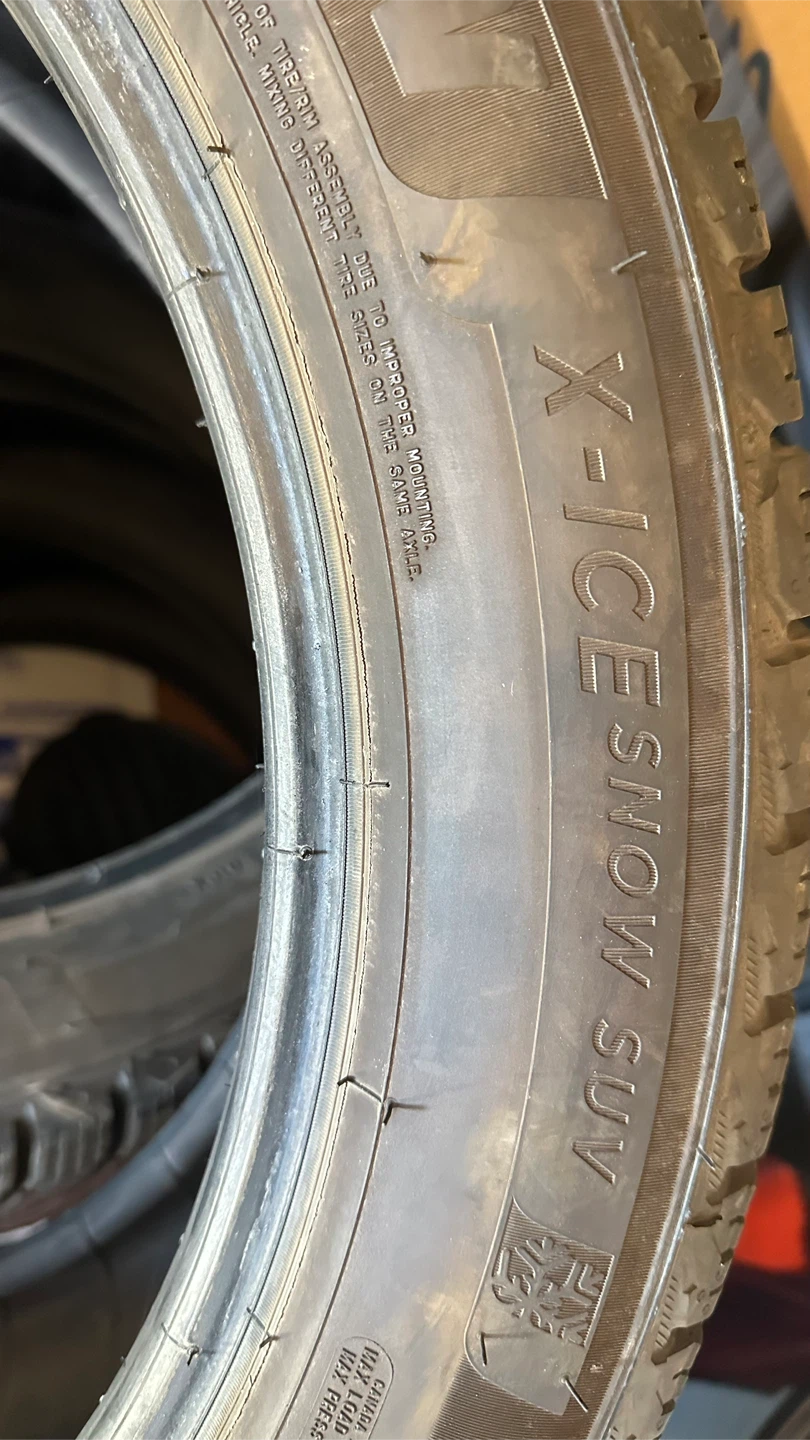 Michelin X-Ice Snow SUV 275/45 R 21 Tires extra load - photo 5
