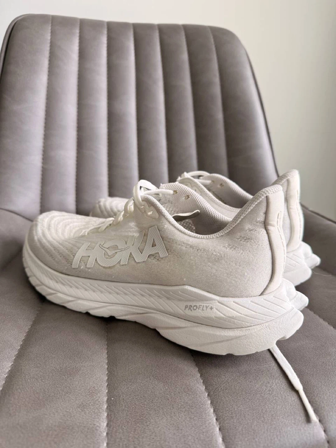 Men's Hoka Sneakers 8,5 - photo 4