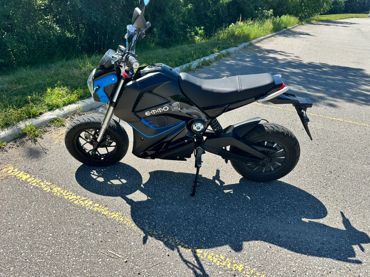 ( NEED SOLD ASAP) Emmo Knight Turbo E-Bike 72 km/h