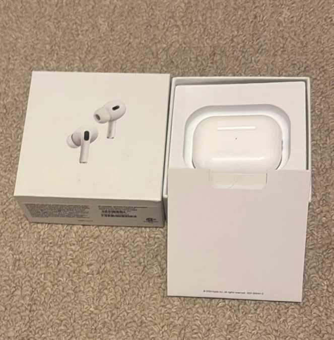 Apple AirPods Pro (2nd generation) - photo 2