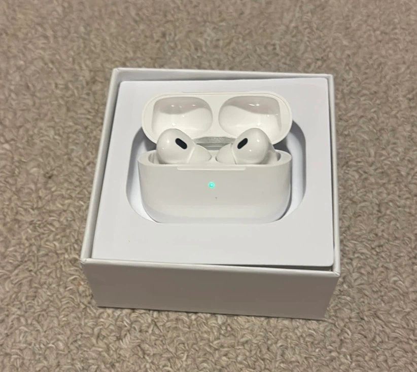Apple AirPods Pro (2nd generation) - photo 4