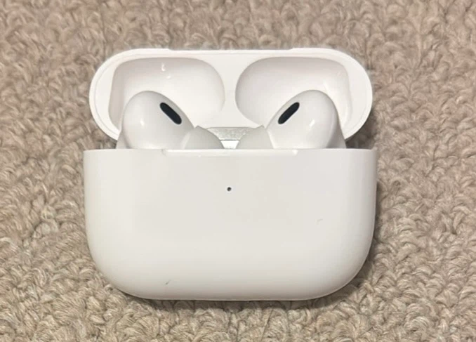 Apple AirPods Pro (2nd generation) - photo 5