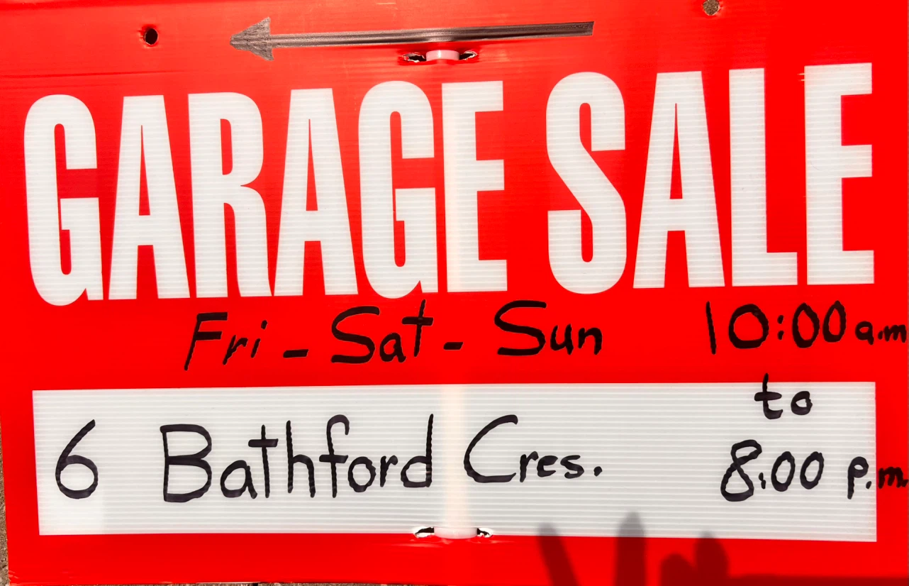 Garage Sale Sign ( LAST DAY)