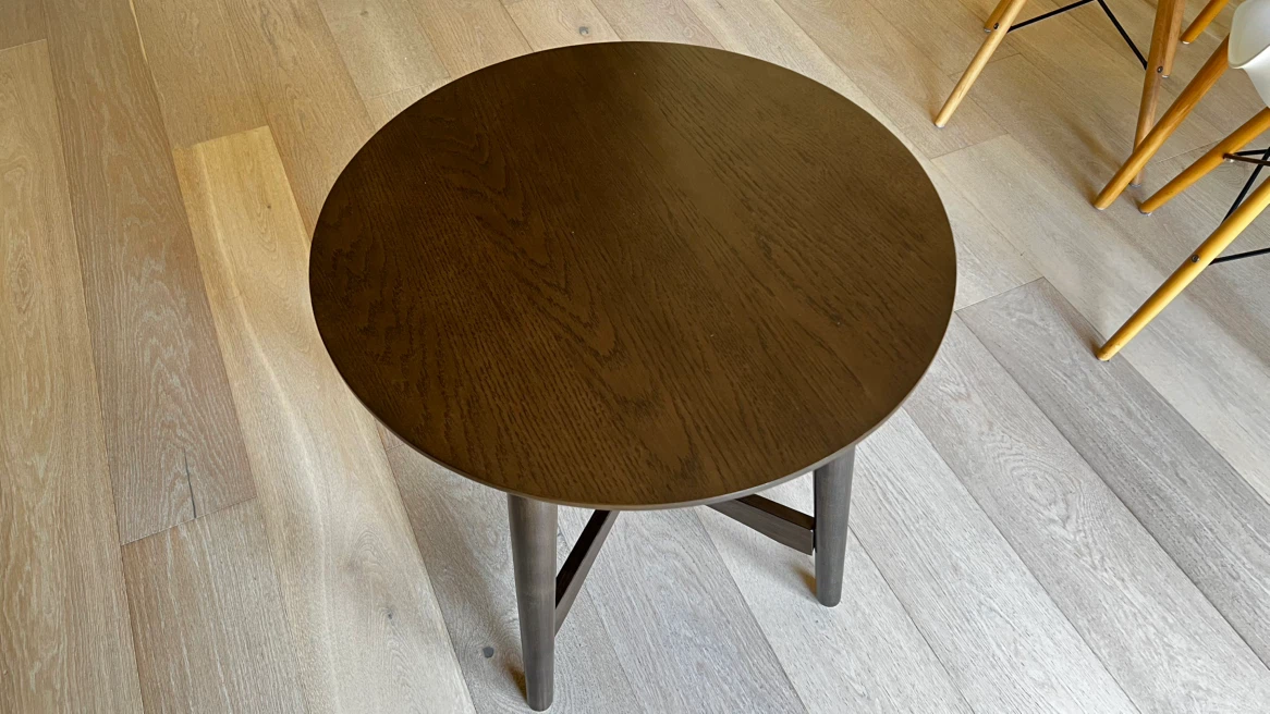 Round walnut Side Table - photo 2