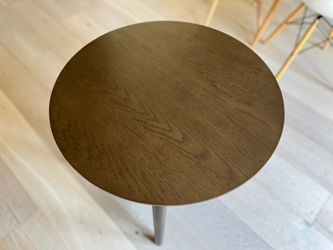 Round walnut Side Table - photo 3