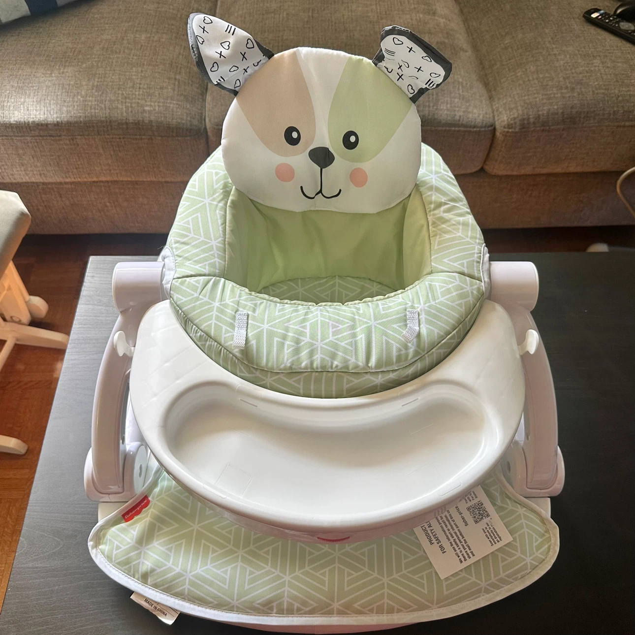 Fisher-Price Puppy Perfection Sit-Me-Up Portable Baby Chair ⚽️